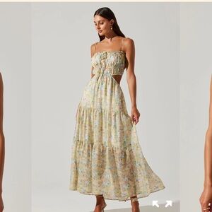 ASTR the Label Odina Floral Maxi Dress - Size S